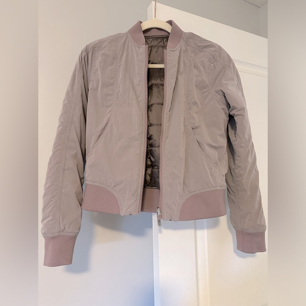 Lululemon reversible lightweight jacket